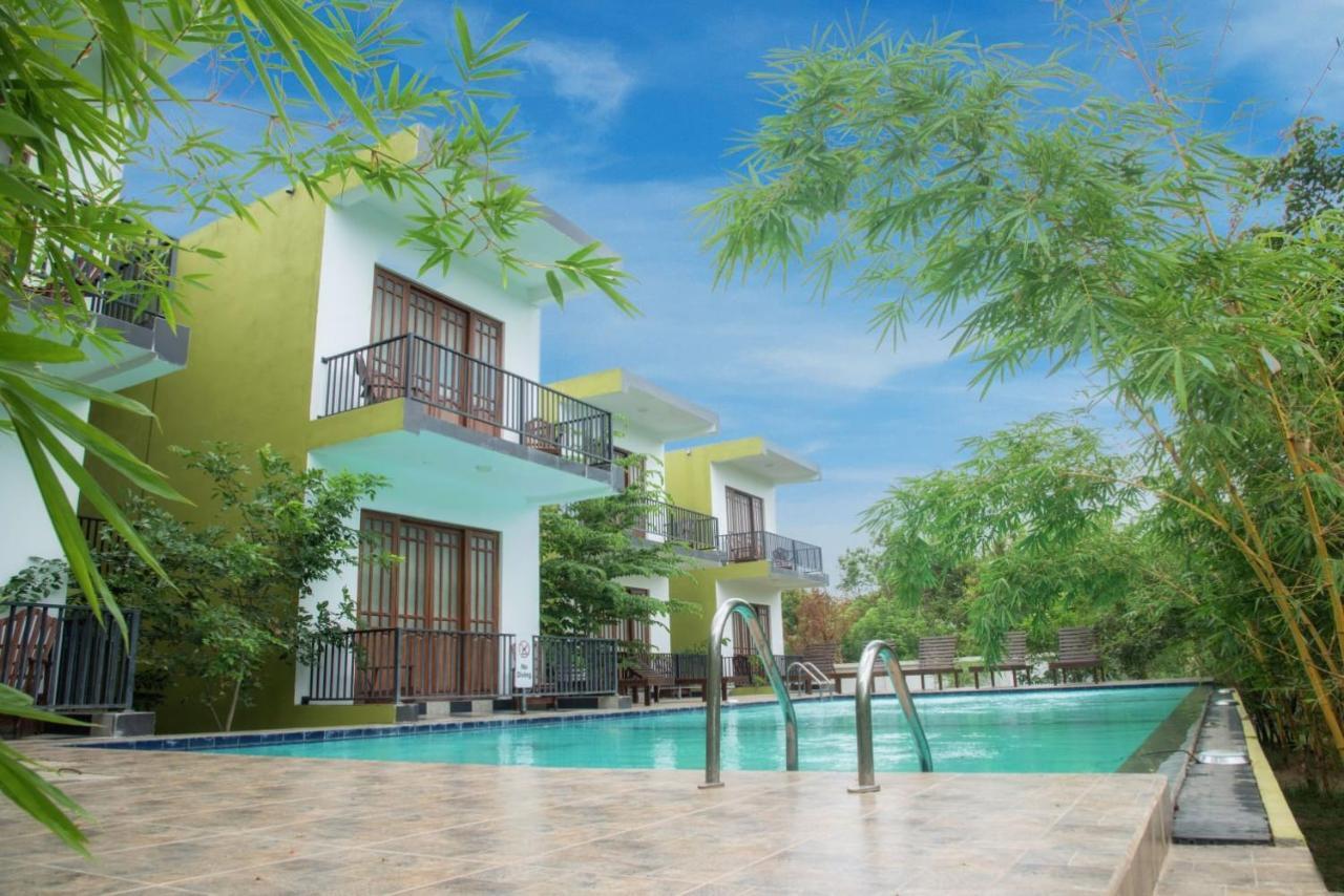דמבולה Hotel Golden Ray מראה חיצוני תמונה